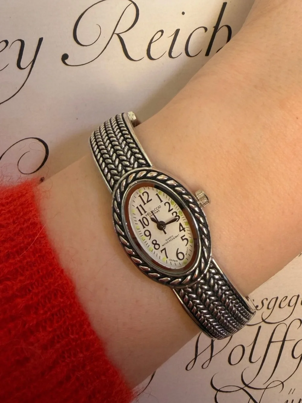 Vintage Women's Silver-Tone Oval Dial Bracelet Bangle Watch - Silver